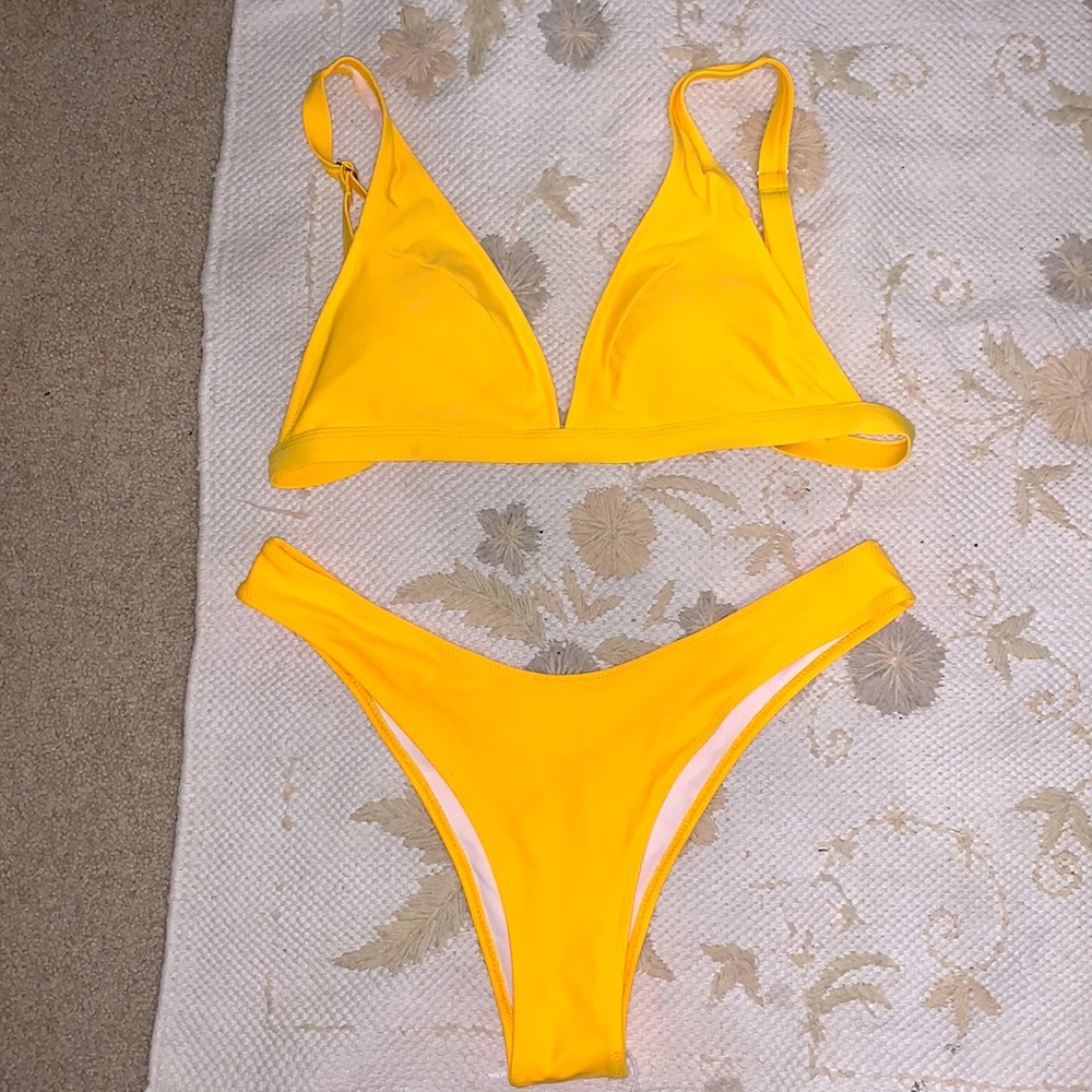 Cupshe cheeky bikini (brand new)
